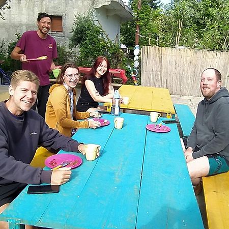 Pinegroove Hostel Vlora מראה חיצוני תמונה