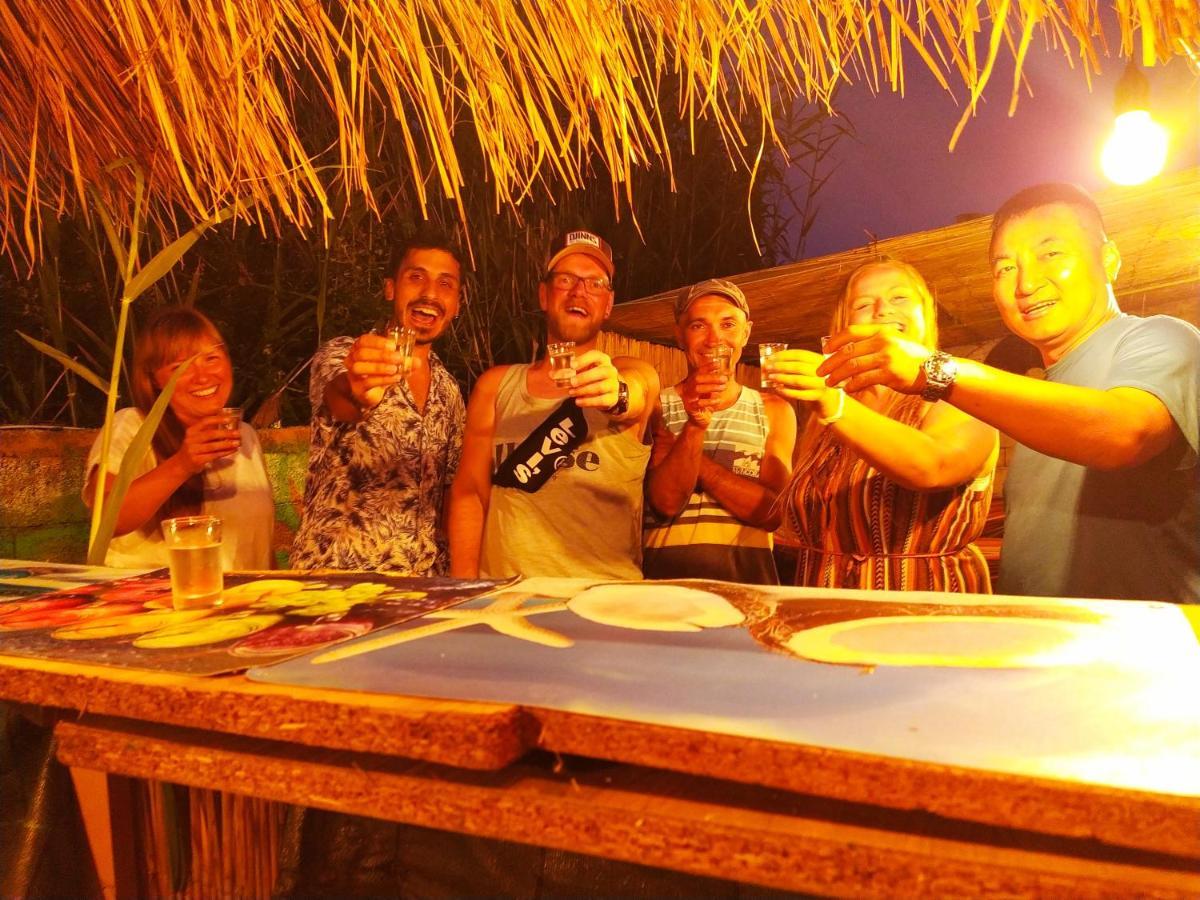 Pinegroove Hostel Vlora מראה חיצוני תמונה
