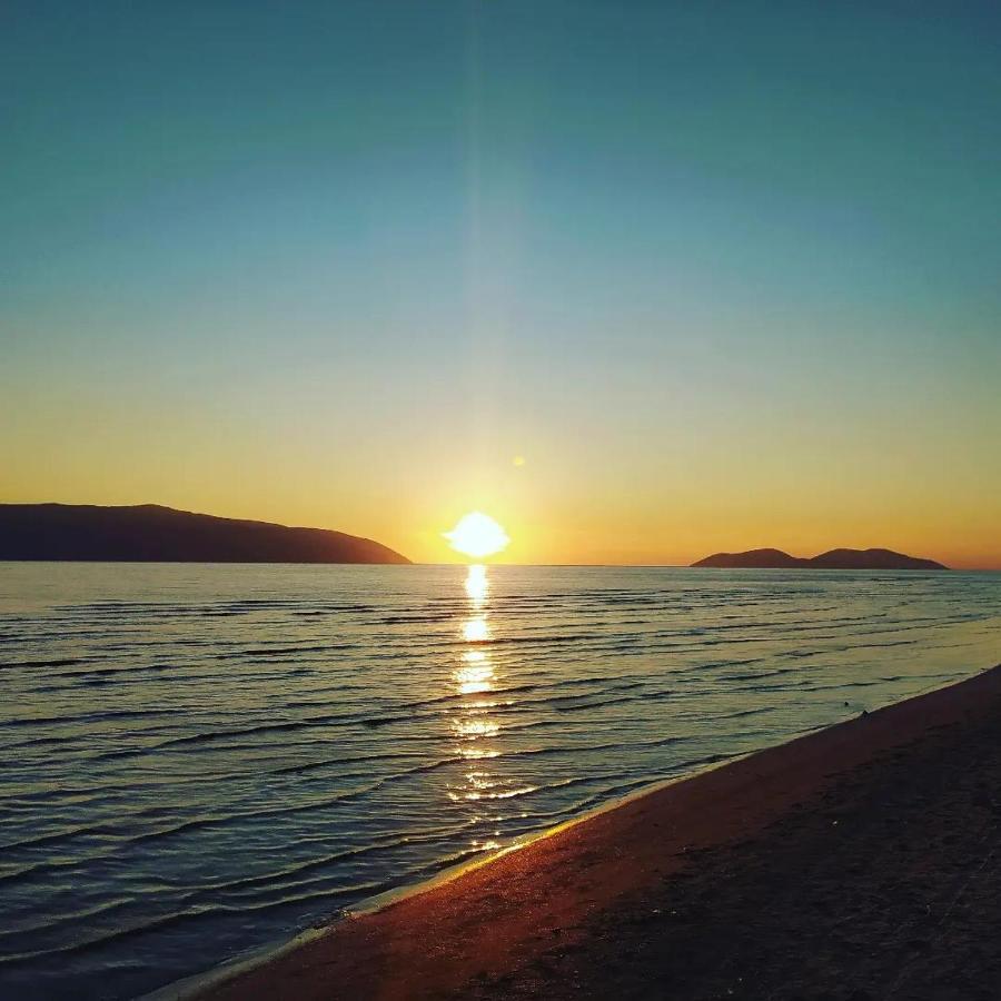 Pinegroove Hostel Vlora מראה חיצוני תמונה