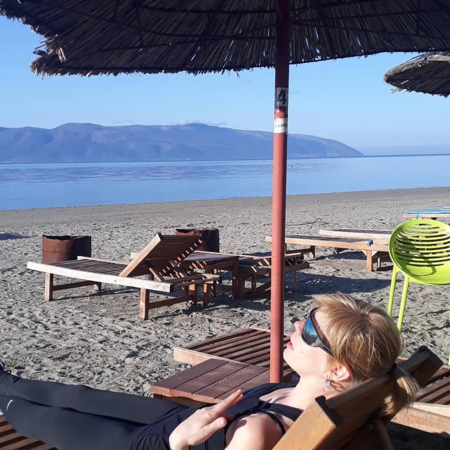 Pinegroove Hostel Vlora מראה חיצוני תמונה