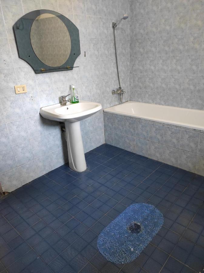 Pinegroove Hostel Vlora מראה חיצוני תמונה